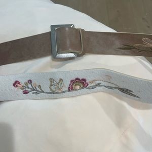 Vintage faux leather Belt with flower design